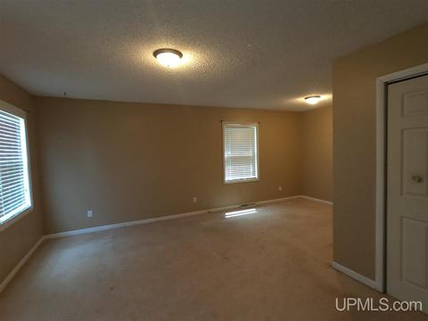 w4024 Us 2, Powers, MI 49874 photo 14