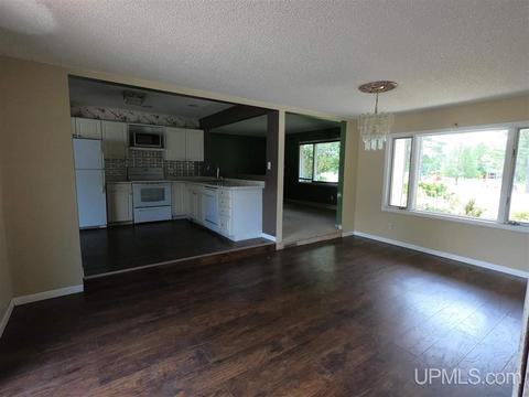 w4024 Us 2, Powers, MI 49874 photo 6