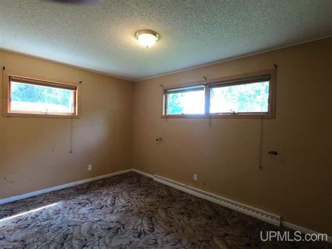 w4024 Us 2, Powers, MI 49874 photo 16