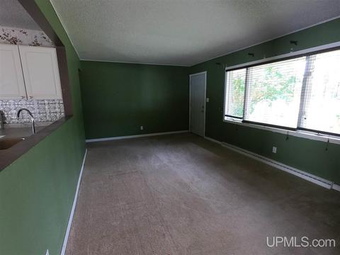 w4024 Us 2, Powers, MI 49874 photo 8