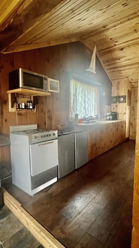 5437 Morrow, Gladwin, MI 48624 photo 32