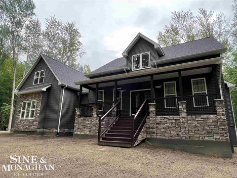 7077 Brenner, Saint Clair, MI 48079 photo 2