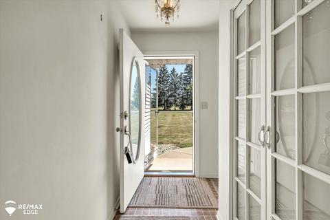 9447 E Potter Rd, Davison, MI 48423 photo 7