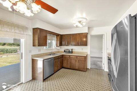 9447 E Potter Rd, Davison, MI 48423 photo 16