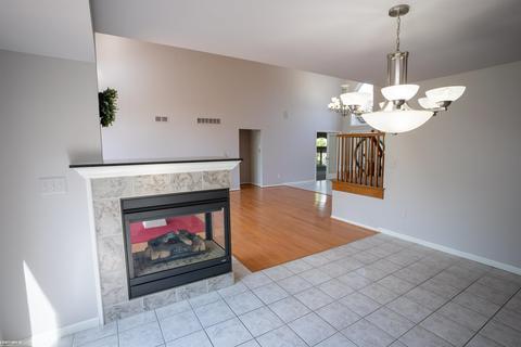 17548 Augusta Dr, Macomb, MI 48042 photo 13