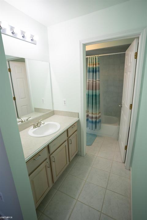 17548 Augusta Dr, Macomb, MI 48042 photo 39