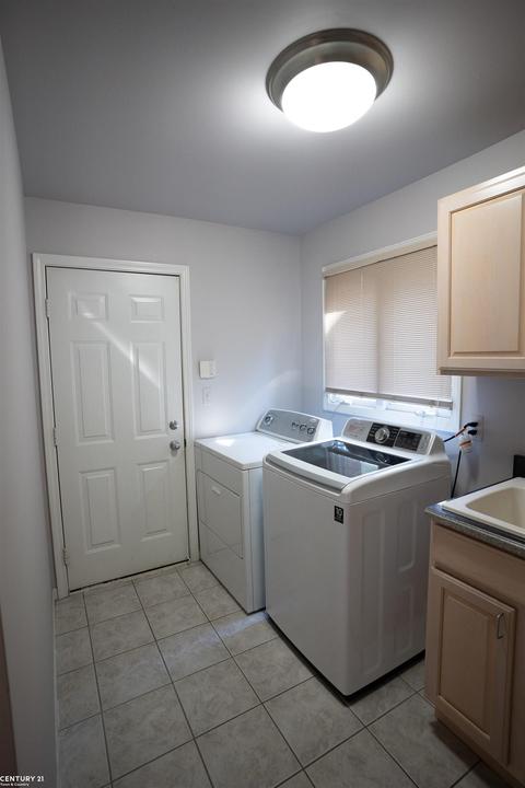 17548 Augusta Dr, Macomb, MI 48042 photo 29