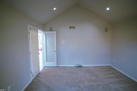 17548 Augusta Dr, Macomb, MI 48042 photo 18