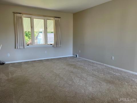703 Elliott, Ishpeming, MI 49849 photo 22