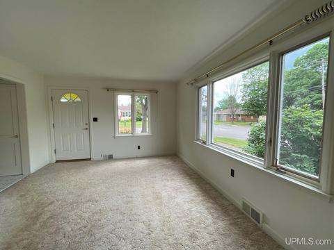 703 Elliott, Ishpeming, MI 49849 photo 24