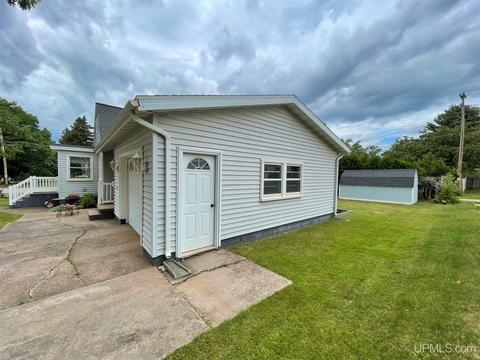 703 Elliott, Ishpeming, MI 49849 photo 12