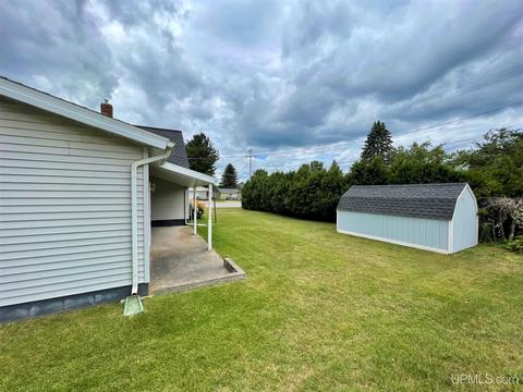 703 Elliott, Ishpeming, MI 49849 photo 13
