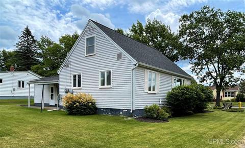 703 Elliott, Ishpeming, MI 49849 photo 8