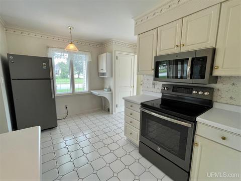 703 Elliott, Ishpeming, MI 49849 photo 19