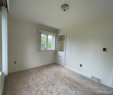 703 Elliott, Ishpeming, MI 49849 photo 26