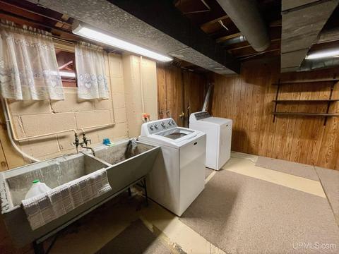 703 Elliott, Ishpeming, MI 49849 photo 40