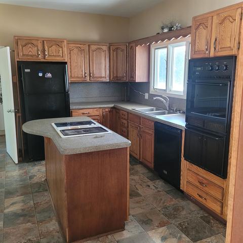 1126 Harding, Owosso, MI 48867 photo 2