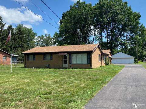 7186 Maplewood, Temperance, MI 48182 photo 1