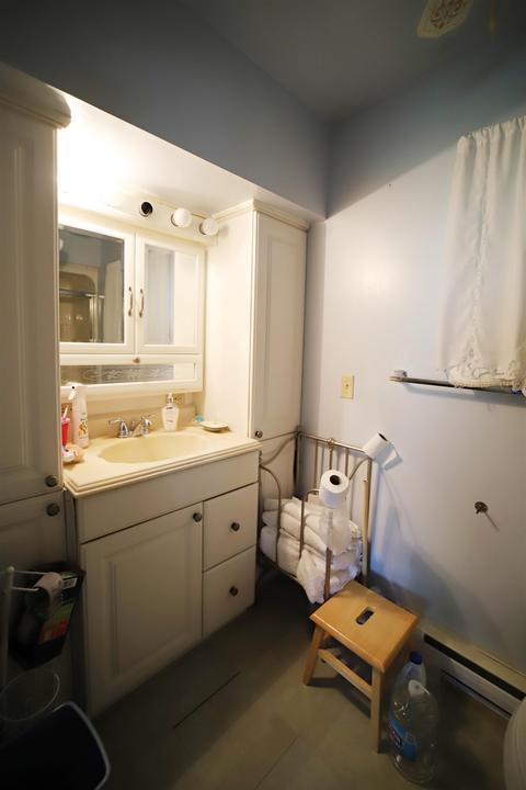 8133 W Frances Rd, Flushing, MI 48433 photo 14