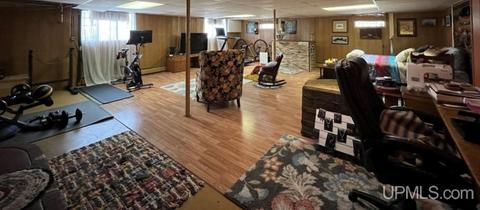 321 E Varnum, Munising, MI 49862 photo 15