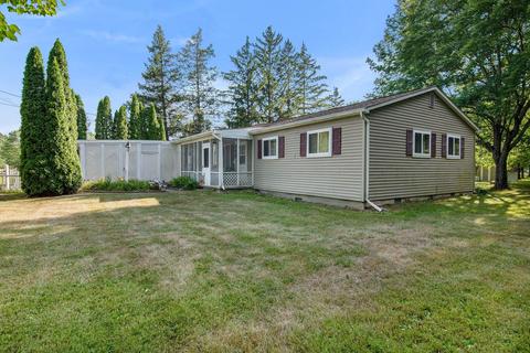 9870 Marshall, Birch Run, MI 48415 photo 5