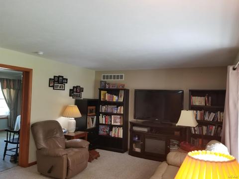 2080 Academy Rd, Adrian, MI 49221 photo 9