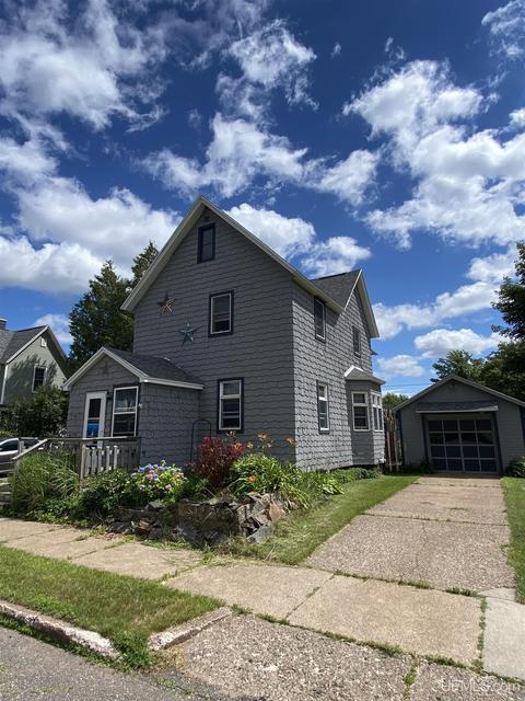 624 Iron St, Ishpeming, MI 49849 photo 2