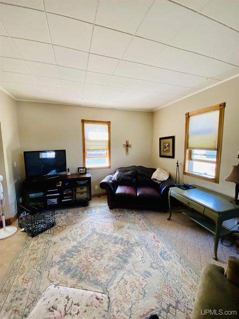 624 Iron St, Ishpeming, MI 49849 photo 4