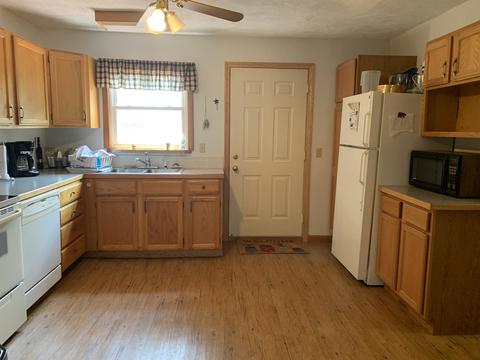 1460 Eldon Ct, Gladwin, MI 48624 photo 12