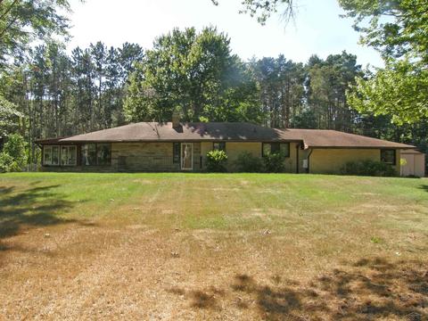 10872 Carr Rd, Saint Charles, MI 48655 photo 1