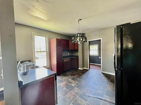 337 S Main, Adrian, MI 49221 photo 10
