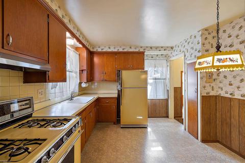 21740 Schroeder, Eastpointe, MI 48021 photo 8
