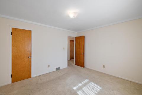 21740 Schroeder, Eastpointe, MI 48021 photo 16
