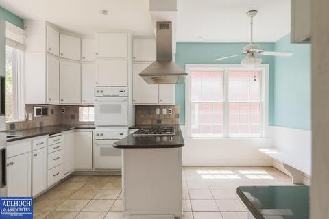 1230 Bishop, Grosse Pointe Park, MI 48230 photo 5