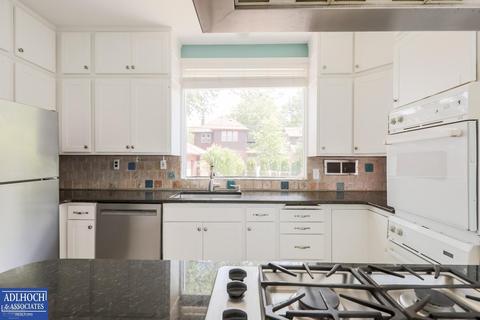 1230 Bishop, Grosse Pointe Park, MI 48230 photo 4