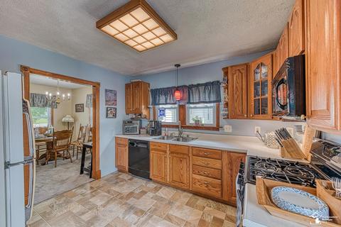 911 Cole Rd, Monroe, MI 48162 photo 13