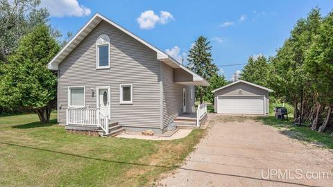 5404 18th Rd, Escanaba, MI 49829 photo 1