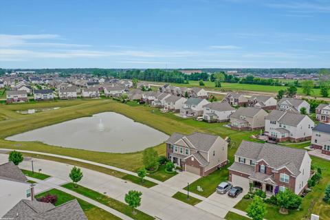 49164 Cranbrook Dr, Macomb, MI 48044 photo 26