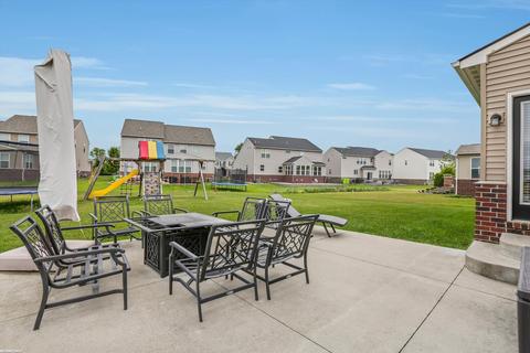 49164 Cranbrook Dr, Macomb, MI 48044 photo 24