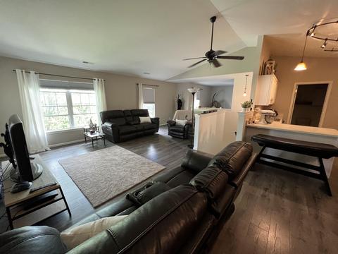 747 Eagle, Fenton, MI 48430 photo 43