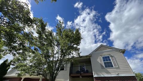 747 Eagle, Fenton, MI 48430 photo 1