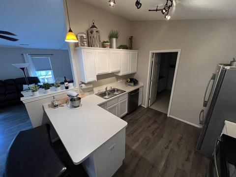 747 Eagle, Fenton, MI 48430 photo 27