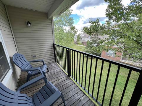 747 Eagle, Fenton, MI 48430 photo 2