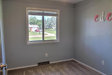 6885 Coachlite Dr, Tecumseh, MI 49286 photo 14