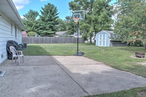 6885 Coachlite Dr, Tecumseh, MI 49286 photo 23