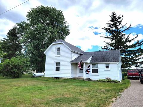 2984 Deckerville, Deckerville, MI 48427 photo 1