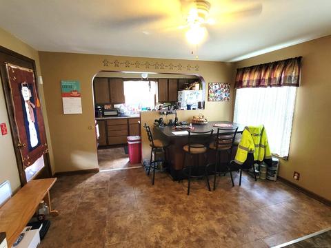 2984 Deckerville, Deckerville, MI 48427 photo 3