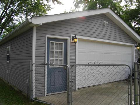5455 Forest Dr, Monroe, MI 48161 photo 3