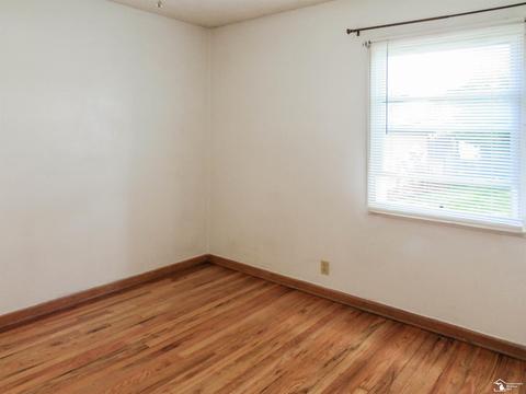 1350 Arbor Ave, Monroe, MI 48162 photo 9