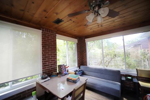 310 Crescent Pl, Flushing, MI 48433 photo 9